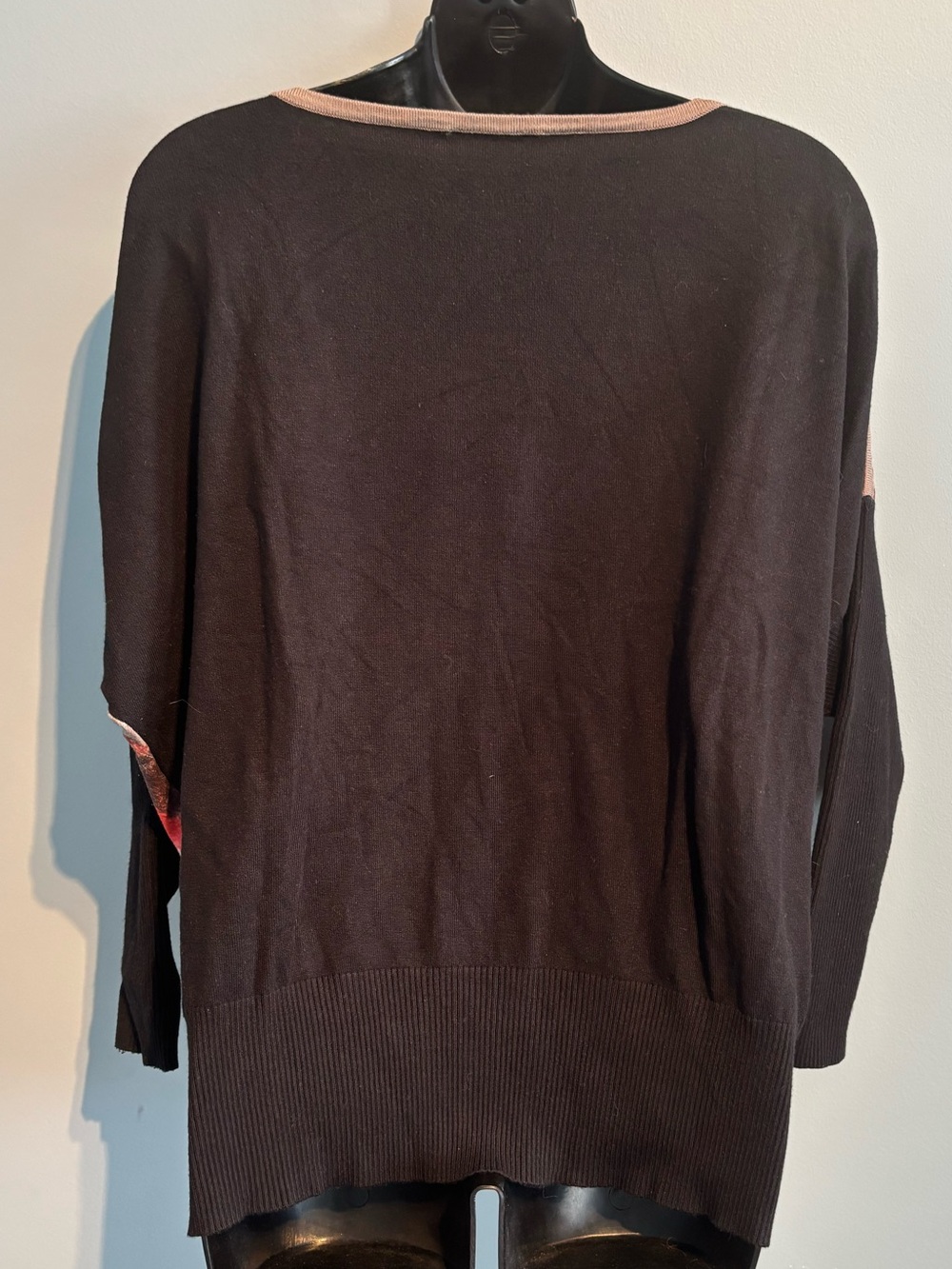 VEX Collection Abstract Print Batwing Pullover Sweater size Large - Picture 7 of 11